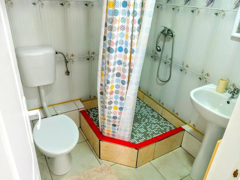 Double Room with Balcony image 4