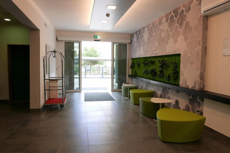 Hotel Nederland - image 4
