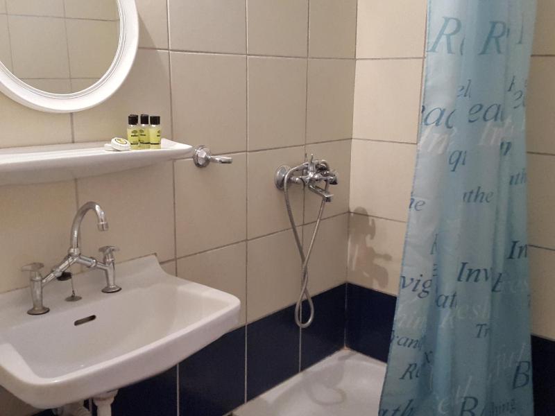 Triple Room with Terrace image 2