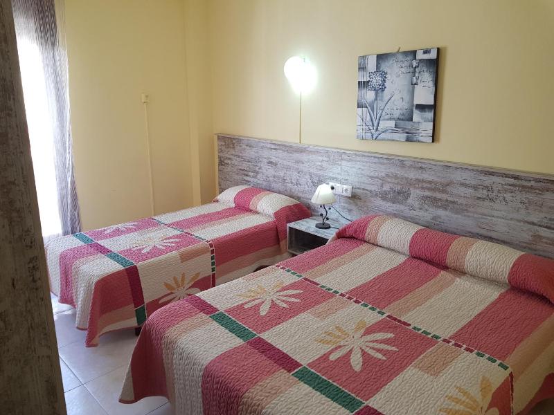 Hostal Virgen Del Rocío - image 38