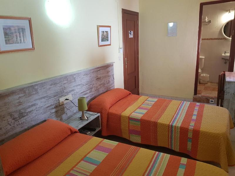 Hostal Virgen Del Rocío - image 29