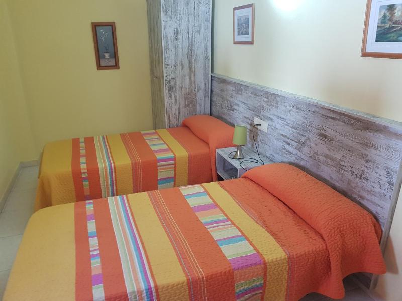 Hostal Virgen Del Rocío - image 45