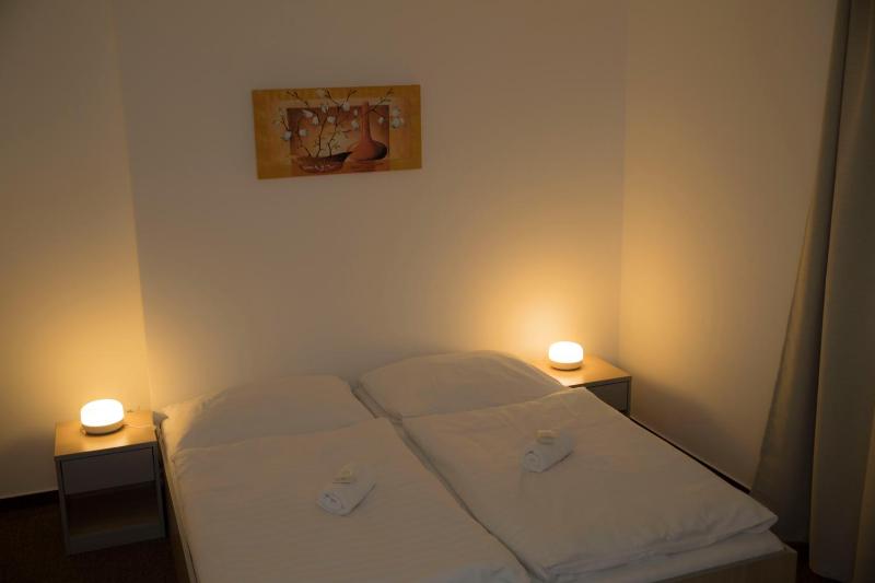 Standard Triple Room image 3