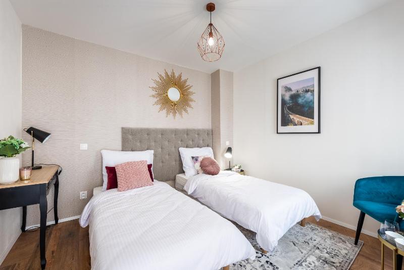 Double or Twin Room with Private Bathroom image 3