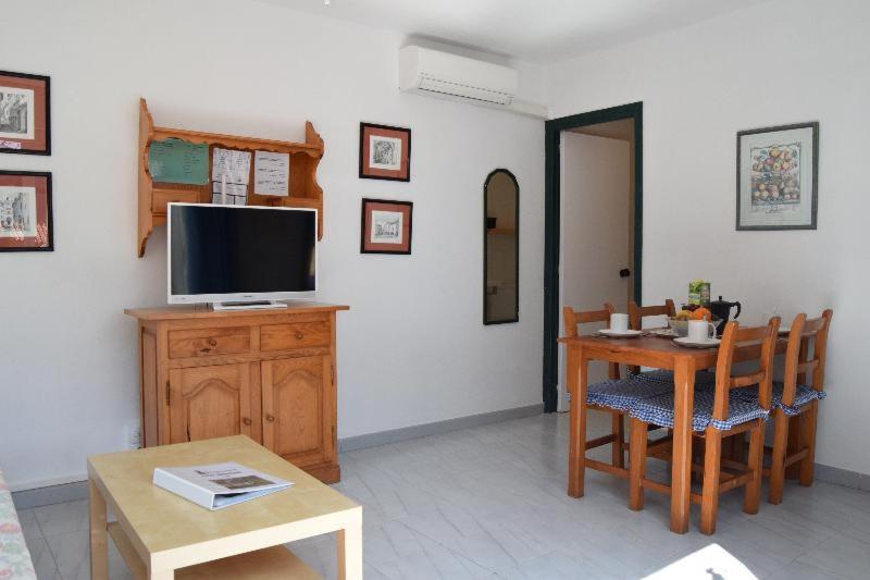 Room #29740811 image 3