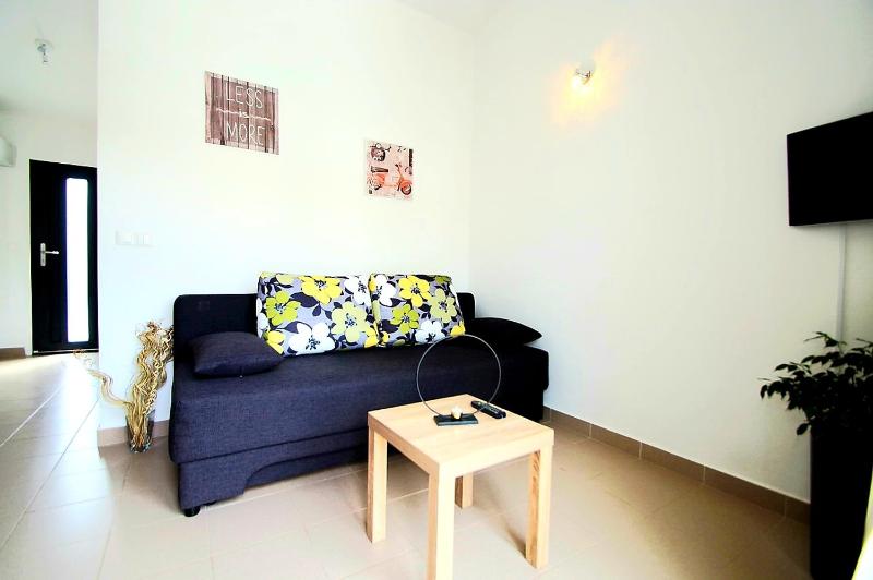 Apartments Petrovic - image 6