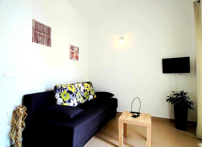 Apartments Petrovic - image 8