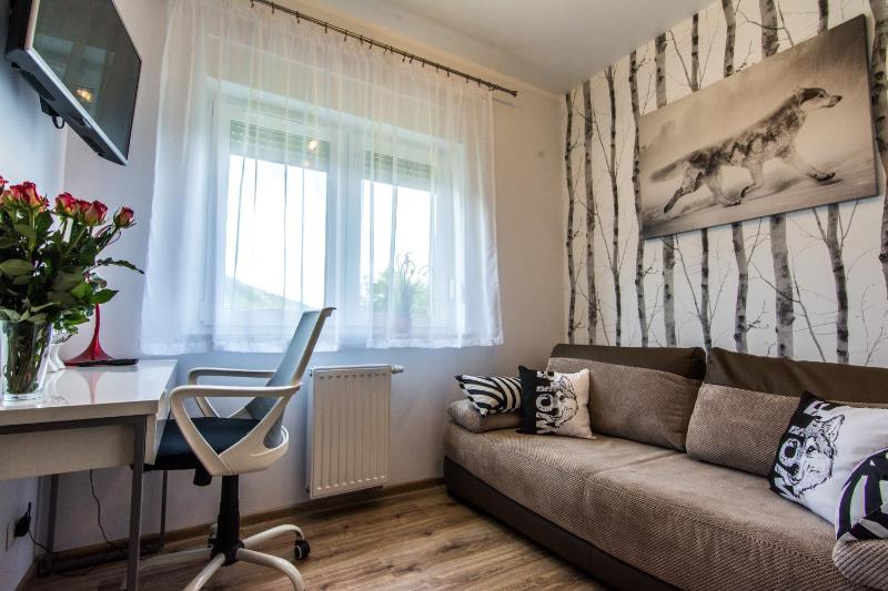 Two-Bedroom Apartment (Leśny Zakątek) image 3