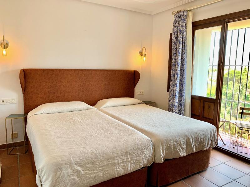 Hotel Don Miguel - image 17