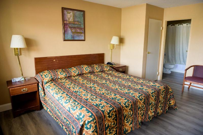 King Room image 3