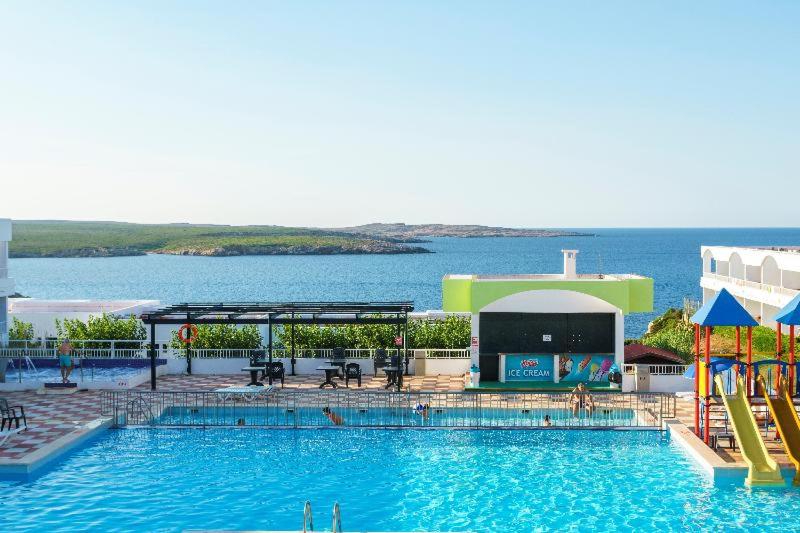 Room #136336820 image 4