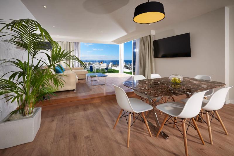 Two-Bedroom Premium Apartment (4 Adults) image 4