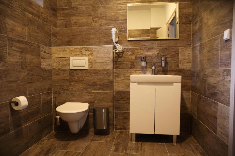 Apartment image 2