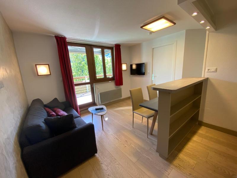 One-Bedroom Apartment image 1