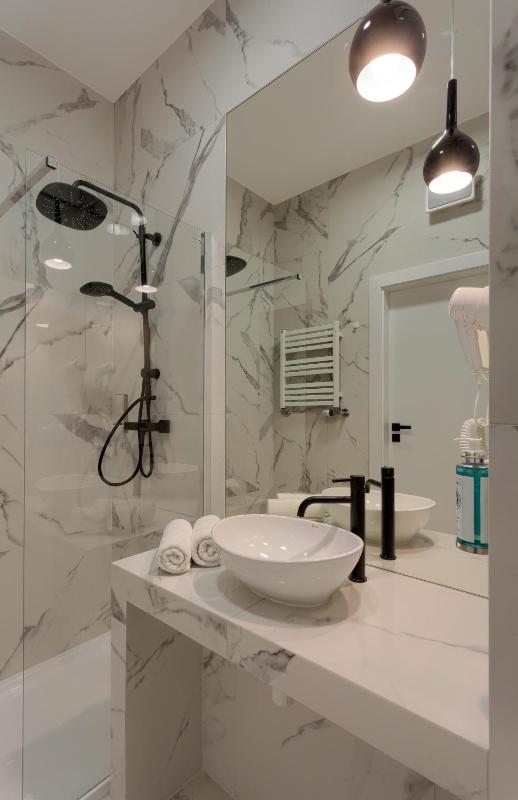 Standard Apartment image 3