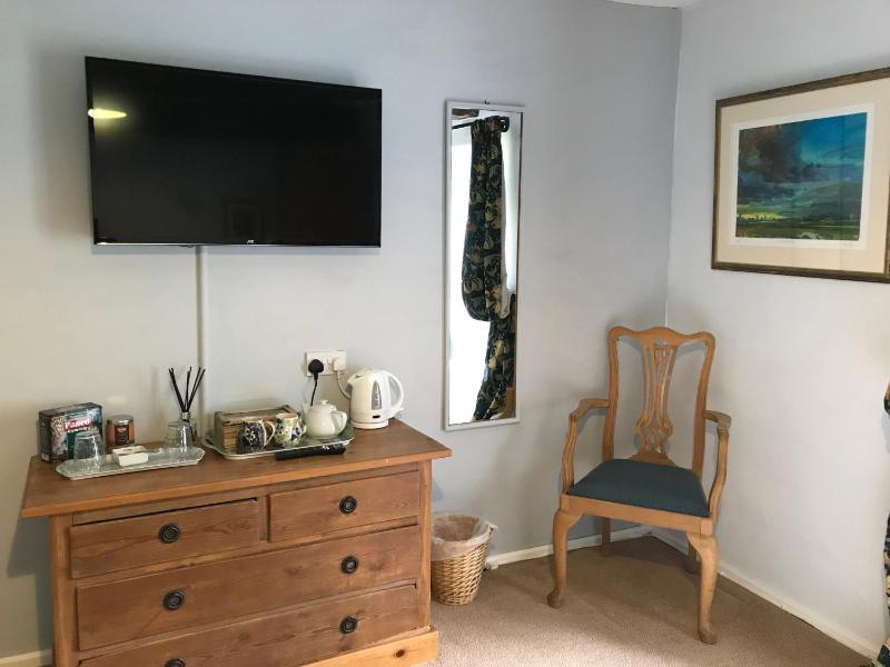 King Room image 2