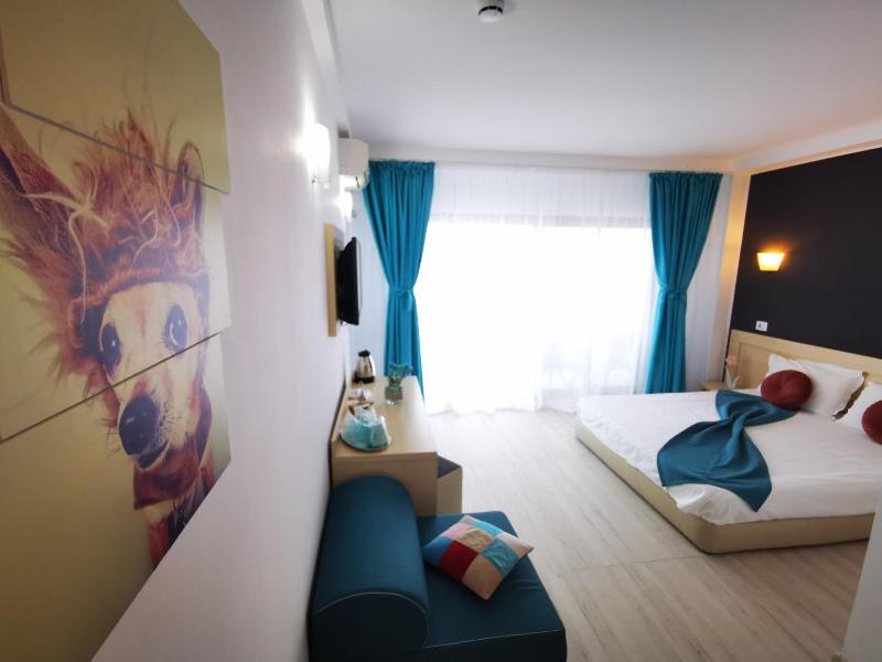 Double Room with Extensible Armchair with Sea View image 3