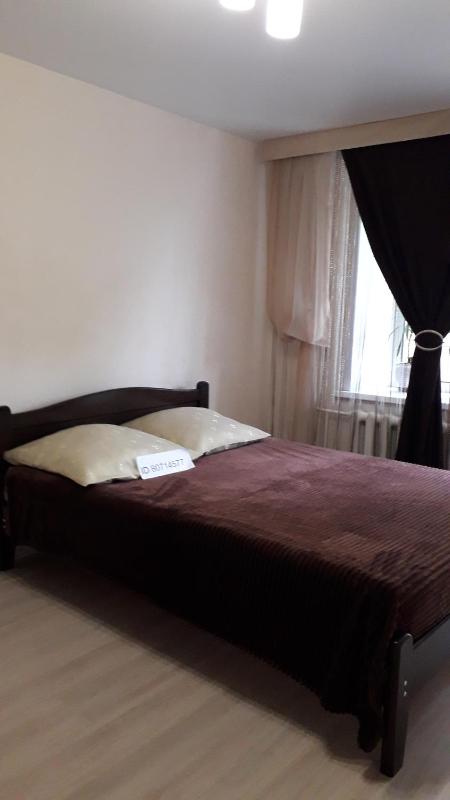 One-Bedroom Apartment image 3