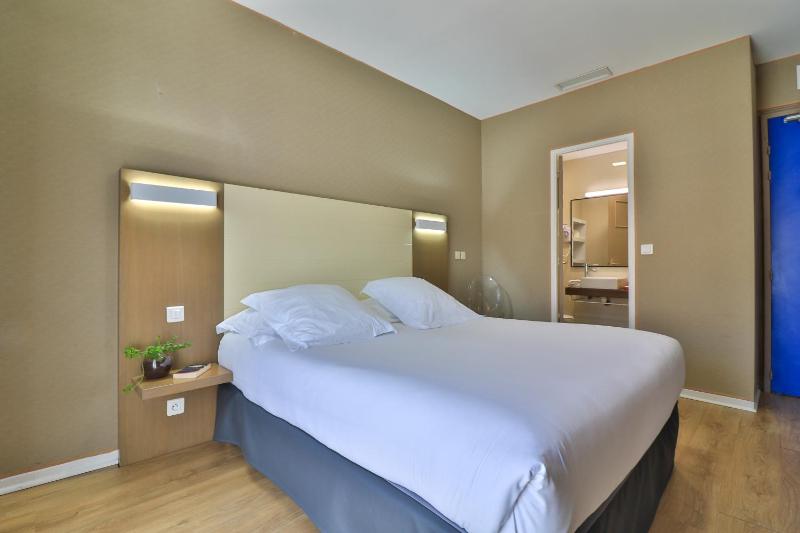 Standard Room image 3