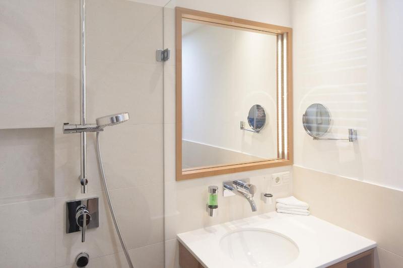 Double Room image 1