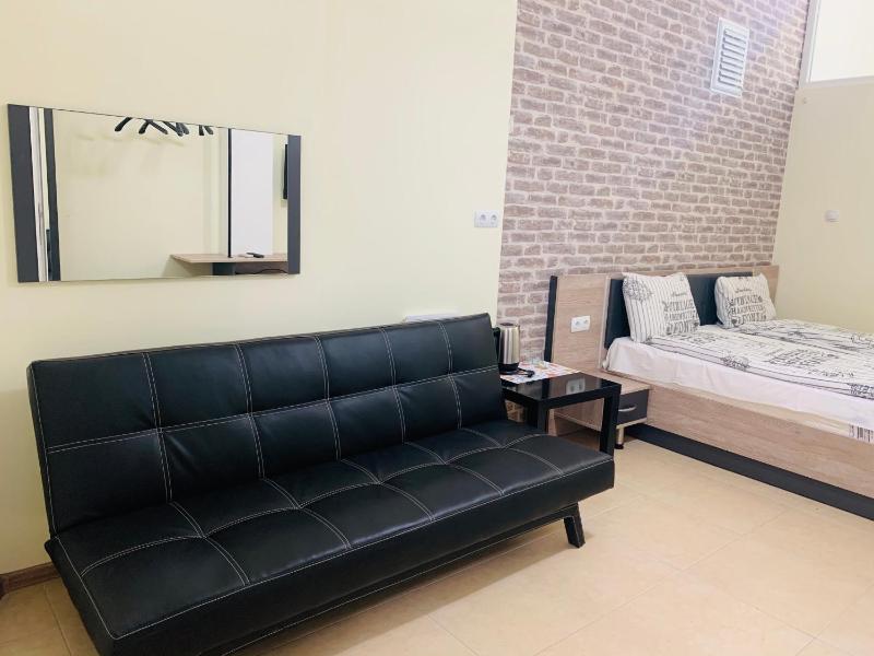 Agora Studios - image 17