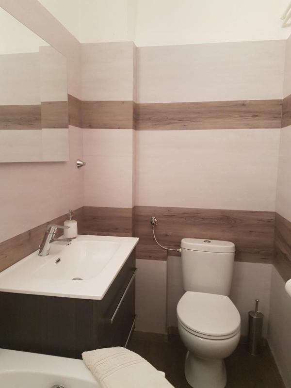 Superior Apartment image 3