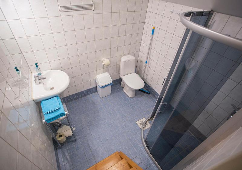 Large Twin Room image 3