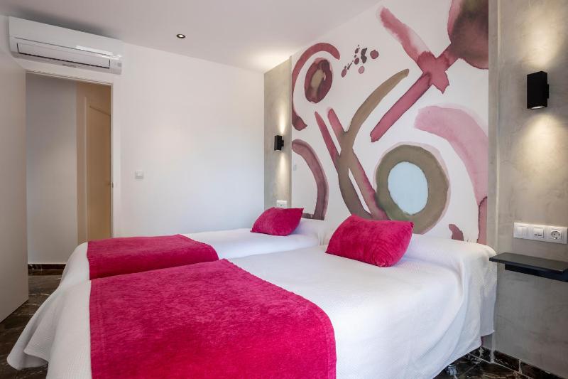 Apartamentos San Jaime Center Suites - image 17