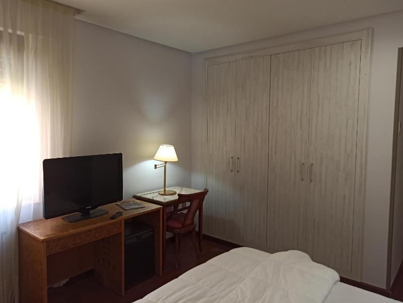 Triple Room image 3