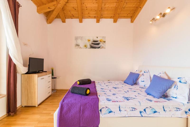 Villa Evelyn - managed by Travel Istria - image 36