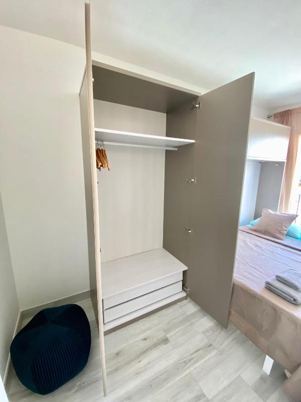 Amazing 2 bedroom Apartment with big sun terrace Sitges centre beach - image 17