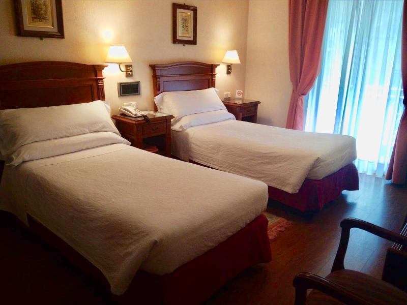 Hostal Bahía - image 9