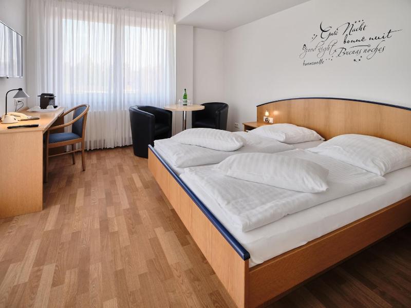 Superior Double Room image 2