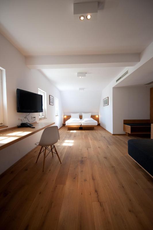 Double Room with Private Bathroom image 1