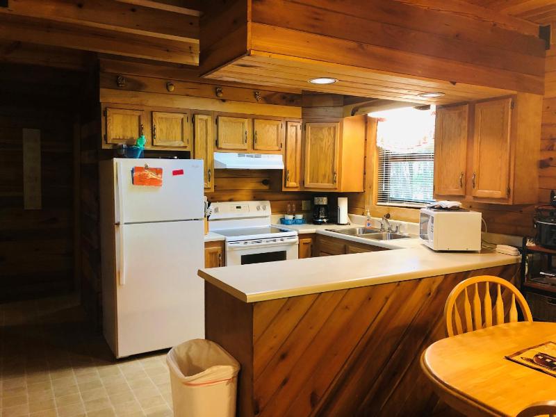 Three-Bedroom House image 4