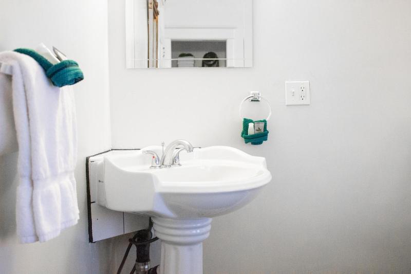 11th Avenue Hostel - image 38