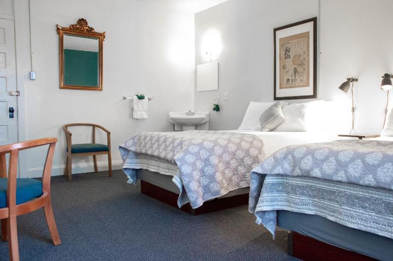 11th Avenue Hostel - image 15