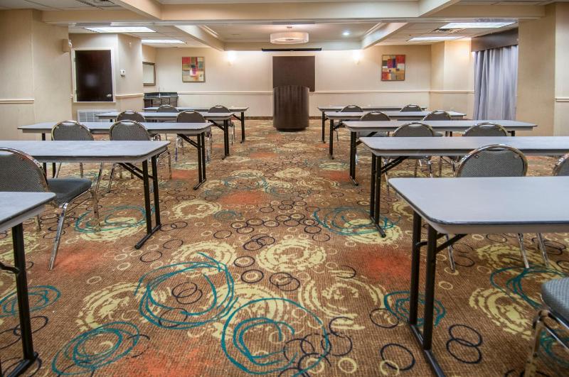 Holiday Inn Express Hotel & Suites Houston North Intercontinental By IHG - image 30