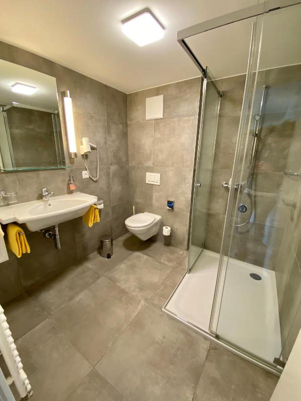 Double Room image 1