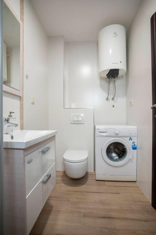Mandir apartments - Center - image 5