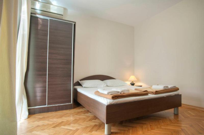 Mandir apartments - Center - image 8