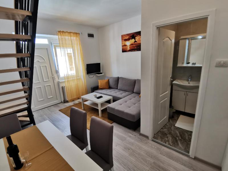 RIS CENTRAL Apartments - image 16