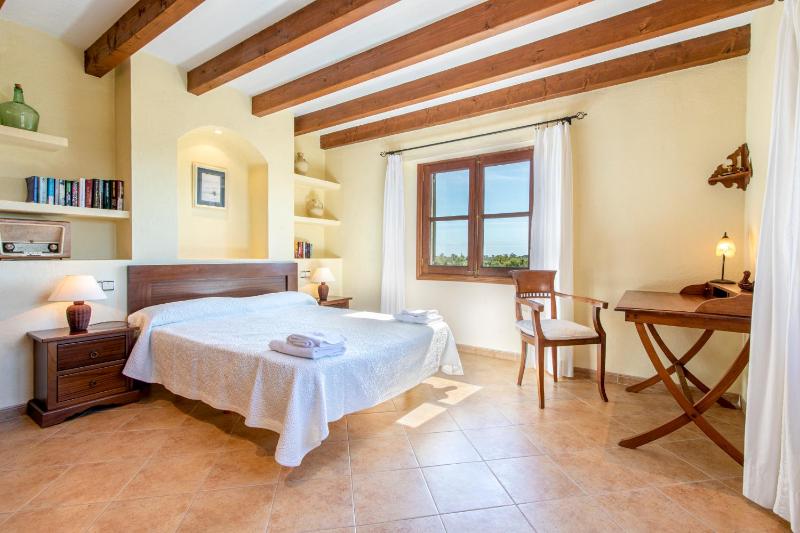 Villa can Canaveret By homevillas360 - image 16