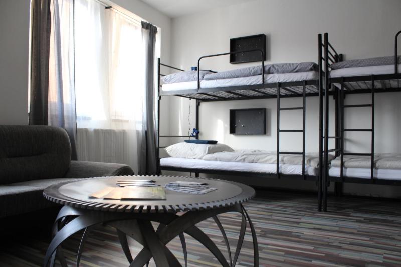 Single Bed in 6-Bed Dormitory Room with Shared Bathroom image 1