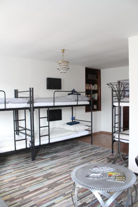 Single Bed in 6-Bed Dormitory Room with Shared Bathroom image 2