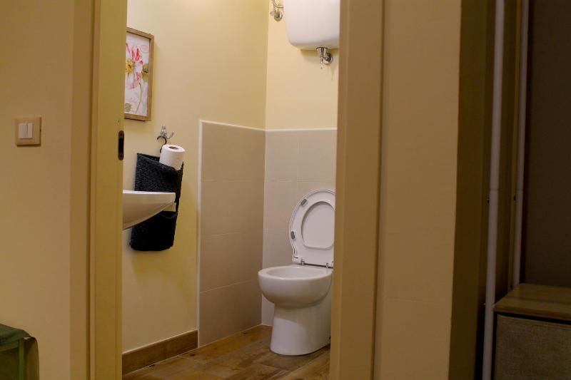 Double Room with Private Bathroom image 3
