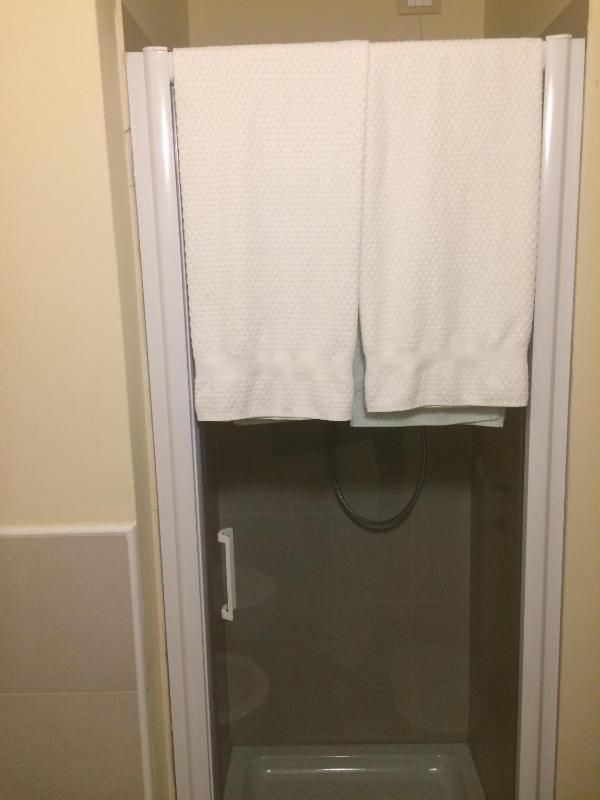 Double Room with Private Bathroom image 2