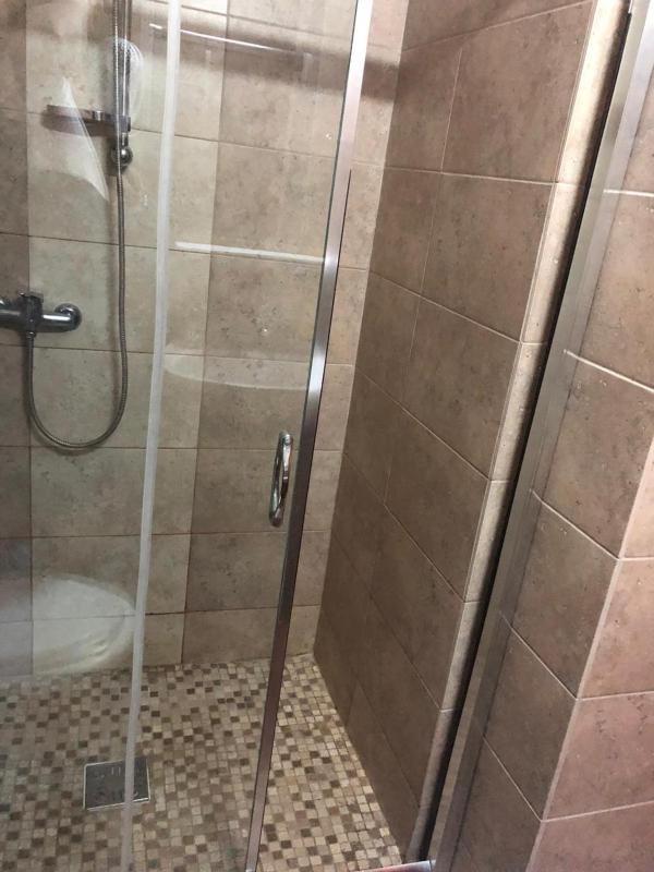 Hotel Holiday - image 20