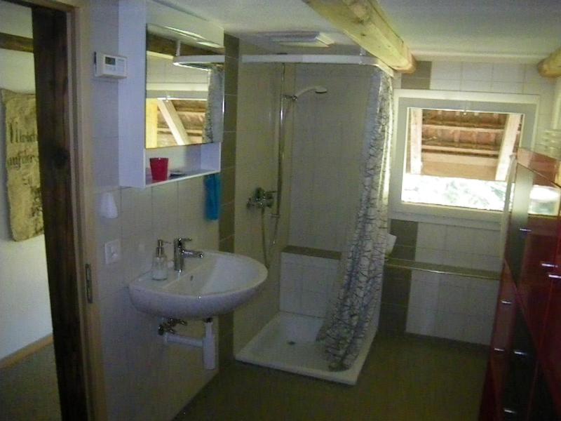 Quadruple Room with Shared Bathroom and Garden View image 1