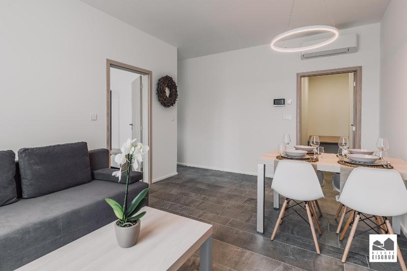 Standard Apartment image 3